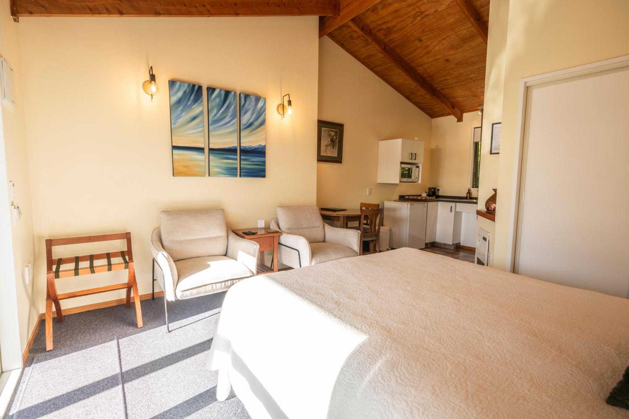 Goldfield Suites Greymouth Room photo
